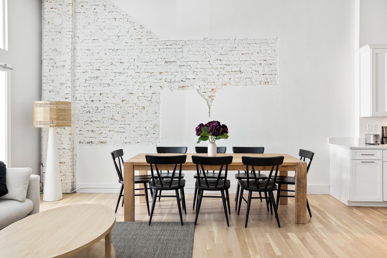 Appartement Chic Remodeled Modern Loft In Old Port à Portland Extérieur photo